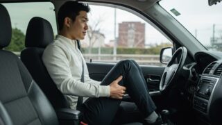 お盆の帰省ラッシュで固まった股関節をほぐす車内でできる運動