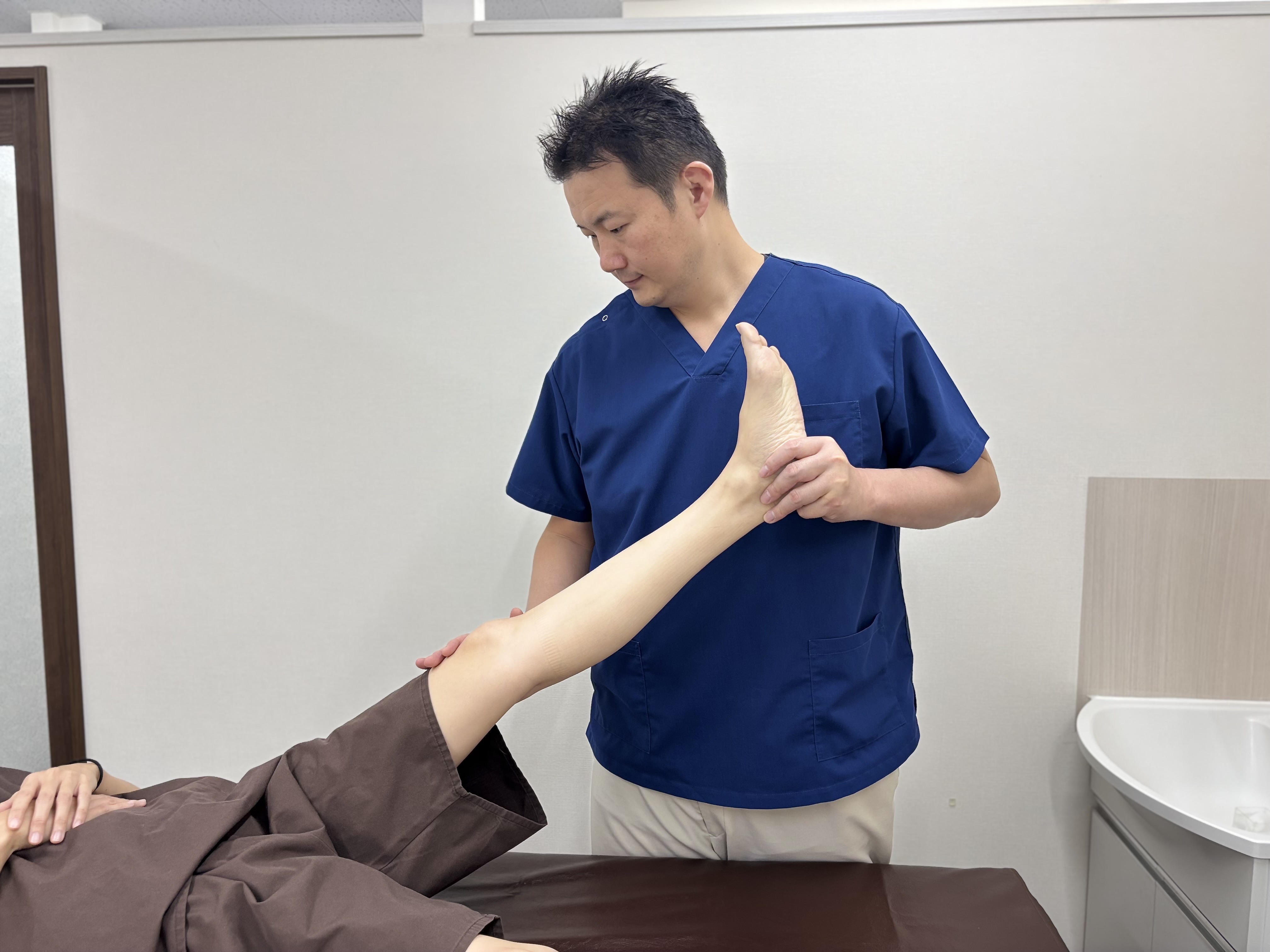 健湧接骨院の施術の様子